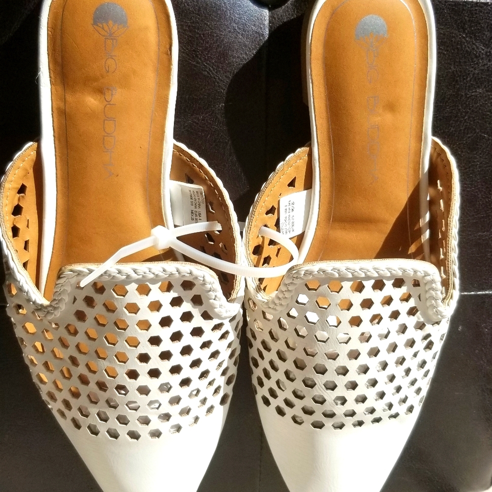 BIG BUDDHA Ladies Sz 8 NWOT